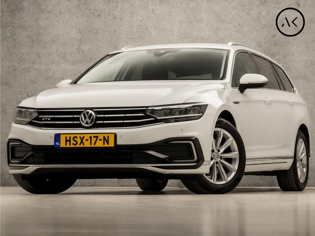 Volkswagen PASSAT Variant 1.4 TSI PHEV GTE Business 218Pk Automaat (DRAADLOOS APPLE CARPLAY, GROOT NAVI, CLIMATE, LEDER/ALCANTARA, TREKHAAK, STOELVERWARMING, CAMERA, ADAPTIVE CRUISE, KEYLESS, NIEUWSTAAT)