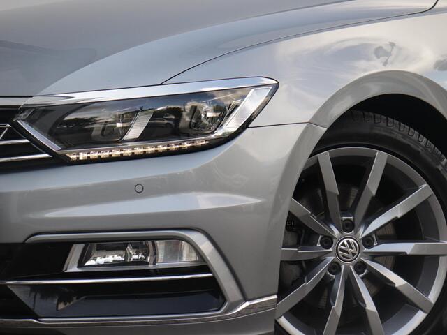 Volkswagen PASSAT Variant 1.5 TSI Highline Business R | Leder | Wegklapbare trekhaak | Elektrische klep | Stoelverwarming |