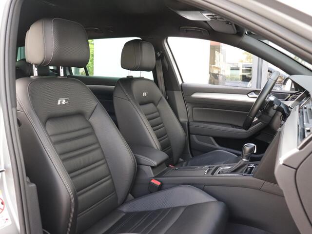 Volkswagen PASSAT Variant 1.5 TSI Highline Business R | Leder | Wegklapbare trekhaak | Elektrische klep | Stoelverwarming |