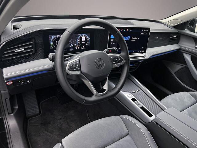 Volkswagen PASSAT Variant Business 1.5 TSI eHybrid 204pk DSG Automaat Trekhaak, Adaptive cruise control, Stoelverwarming, Achteruitrijcamera, LED koplampen, Navigatie