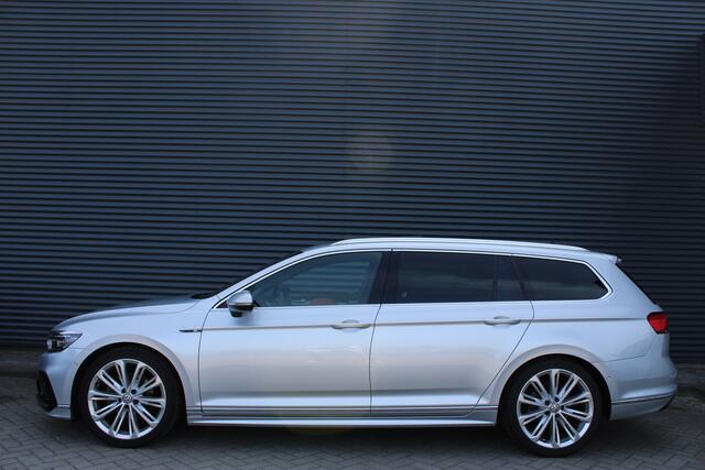 Volkswagen PASSAT Variant 1.5 TSI Elegance R-Line Full-Led 360-Camera Panoramdak Elektr.-Trekhaak