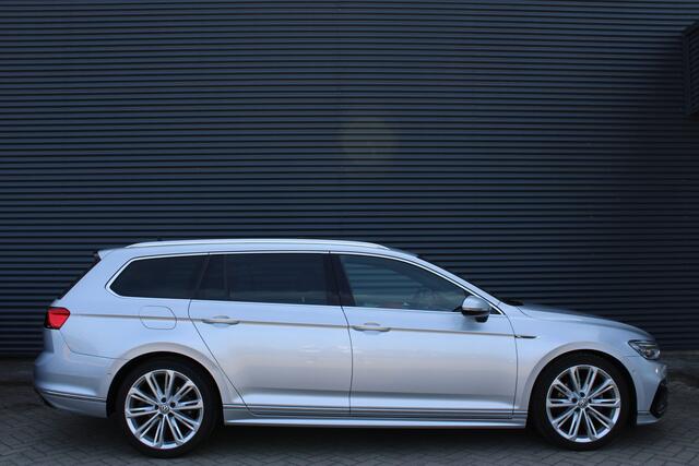 Volkswagen PASSAT Variant 1.5 TSI Elegance R-Line Full-Led 360-Camera Panoramdak Elektr.-Trekhaak