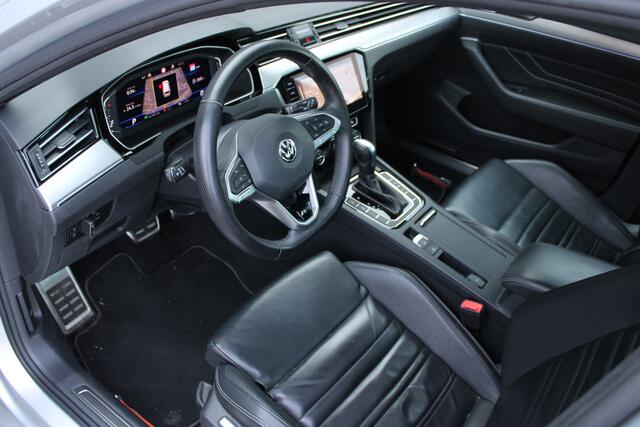 Volkswagen PASSAT Variant 1.5 TSI Elegance R-Line Full-Led 360-Camera Panoramdak Elektr.-Trekhaak