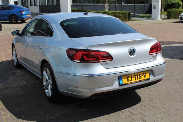 Volkswagen PASSAT Coupe 1.4 TSI ACT Connected Series Plus 150pk Navi Clima Leder Pdc Stoelvw