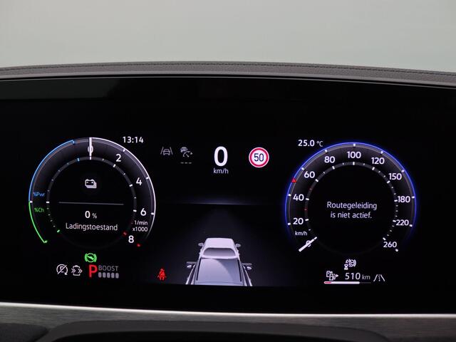 Volkswagen PASSAT Variant 1.5 eHybrid R-Line Edition 272PK DSG black style, matrix led, trekhaak, 360gr. camera, panorma dak, head-up display, adaptive cruise, side assist, stoelverwarming voor & achter, stuurwielverwarming, 18" lichtmetaal