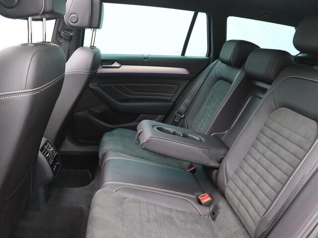 Volkswagen PASSAT Variant 1.4 TSI PHEV GTE Business 218PK DSG Pano-Schuifdak, 360gr. Camera, Ergo Comfort stoelen, Side Assist, Keyless, Winterpakket+, Elektr. Achterklep, Trekhaak, 17" LM Velgen