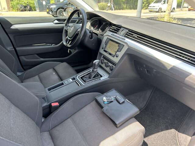 Volkswagen PASSAT Variant 1.4 TSI ACT Highline Business R navi/camera airco/ecc apk