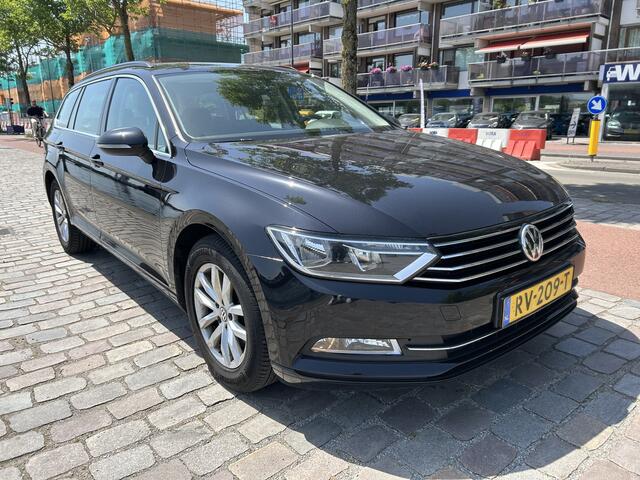Volkswagen PASSAT Variant 1.4 TSI ACT Highline Business R navi/camera airco/ecc apk