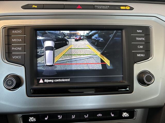 Volkswagen PASSAT Variant 1.4 TSI ACT Highline Business R navi/camera airco/ecc apk