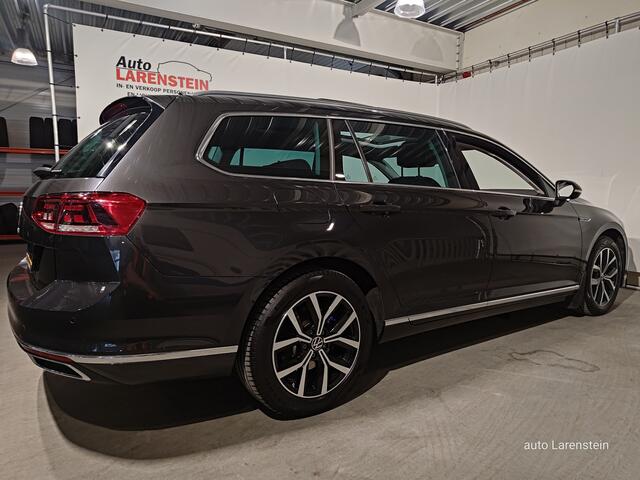 Volkswagen PASSAT Variant 1.4 TSI PHEV 218pk GTE Business Carplay / A.Cam./ Navi./ Trekhaak / Panoramadak /