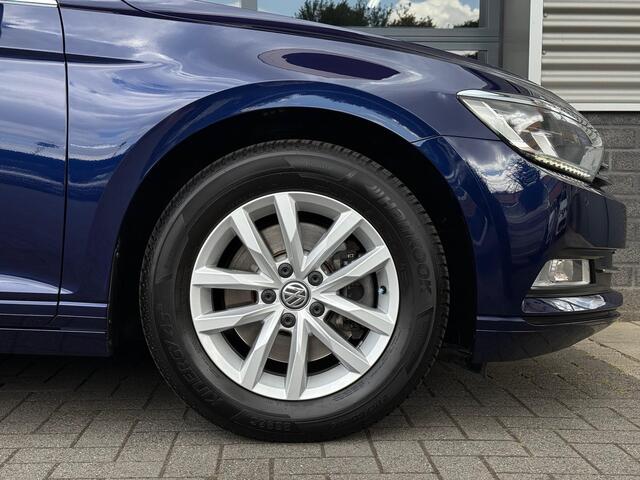 Volkswagen PASSAT Variant 1.4 TSI ACT Highline DSG Navi LED