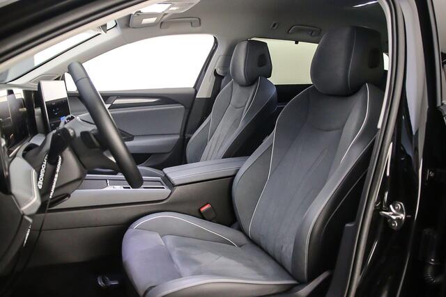 Volkswagen PASSAT Variant Business 1.5 TSI eHybrid 204pk DSG Automaat Trekhaak, Adaptive cruise control, Elektrische achterklep, Achteruitrijcamera, LED koplampen, Navigatie