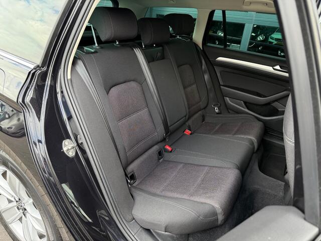 Volkswagen PASSAT Variant 1.4 TSI ACT Highline Clima CarPlay LED