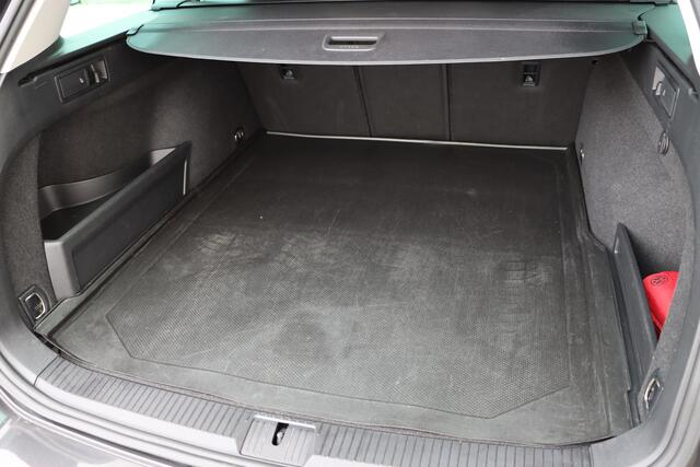 Volkswagen PASSAT Variant 1.4 TSI PHEV GTE Business