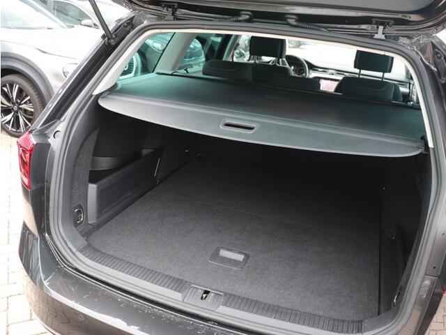Volkswagen PASSAT 1.4 TSI PHEV GTE Business I Navi I Keyless I Camera