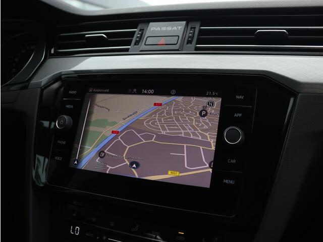 Volkswagen PASSAT 1.4 TSI PHEV GTE Business I Navi I Keyless I Camera