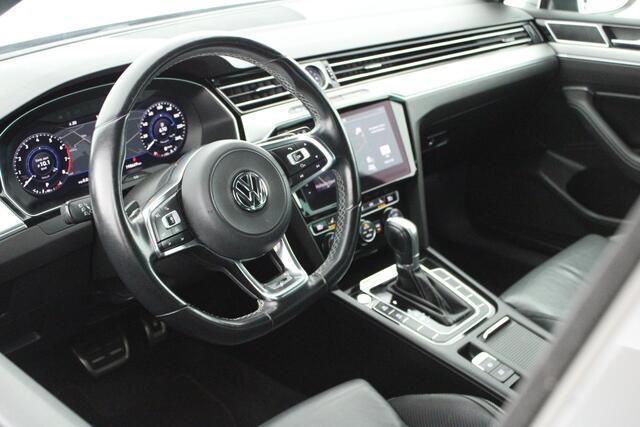 Volkswagen PASSAT Variant 1.4 TSI 150pk DSG ACT 2x R-Line Camera Leder Keyless Virtual Cockpit Navigatie