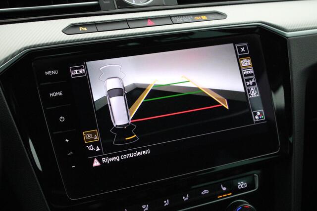 Volkswagen PASSAT Variant 1.4 TSI 150pk DSG ACT 2x R-Line Camera Leder Keyless Virtual Cockpit Navigatie