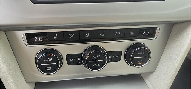Volkswagen PASSAT Variant 1.4 TSI ACT Highline Business | 40dkm!!! | Panorama | Trekhaak