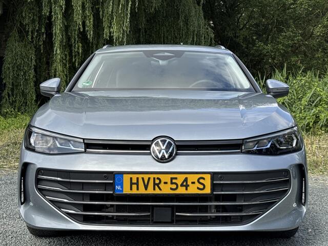 Volkswagen PASSAT Variant 1.5 eTSI 150PK DSG BUSINESS ALCANTARA/360°CAMERA/TREKHAAK
