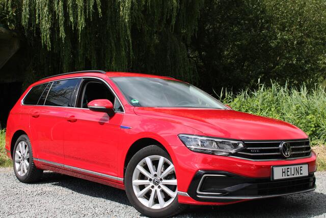 Volkswagen PASSAT Variant GTE 218PK DSG HYBRID GTE BUSINESS CAMERA/MASSAGE/STOEL VERW.