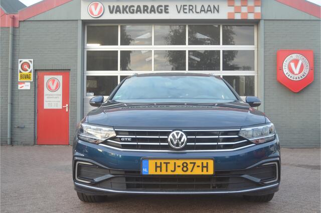 Volkswagen PASSAT Variant 1.4 TSI PHEV GTE Business pano trekhaak 12 mnd. gar.
