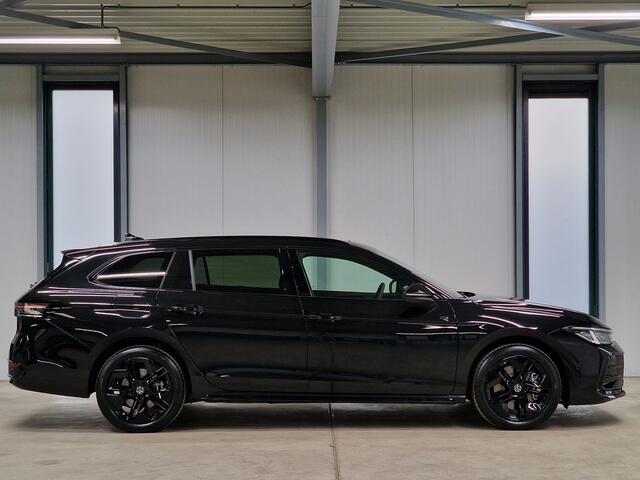 Volkswagen PASSAT Variant 1.5 eHybrid R-Line 272pk | Leren bekleding | Elek. Trekhaak | Stoelventilatie