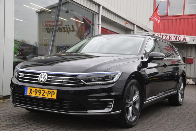 Volkswagen PASSAT Variant 1.4 TSI GTE Carplay | Adaptive cruise | LED | Keyless | Stoelmassage/verwarming | Trekhaak