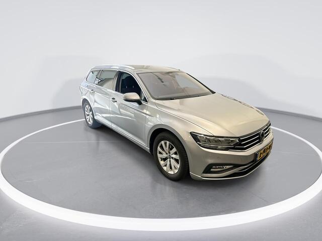 Volkswagen PASSAT Variant 1.5 Tsi 150pk DSG Business · Apple/Android Car Play · Camera · Navi · P-Sensoren · ACC · DAB · Virtual Cockpit · 16'' Inch · garantie t/m 30-11-2026 of 100.000km