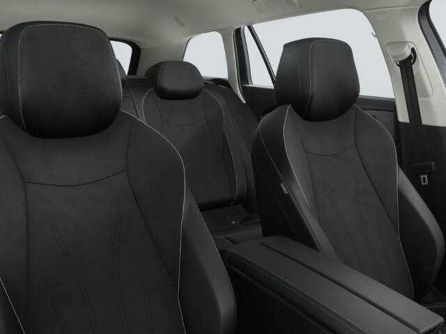 Volkswagen PASSAT Variant R-Line Edition 1.5 eHybrid 204 pk 6 versn. DSG · High-end geluidsysteem 'Harman Kardon' · Trekhaak inklapbaar, met elektrische ontgrendeling, incl. aanhangwagenmanoeuvreerhulp 'Trailer Assist' ·