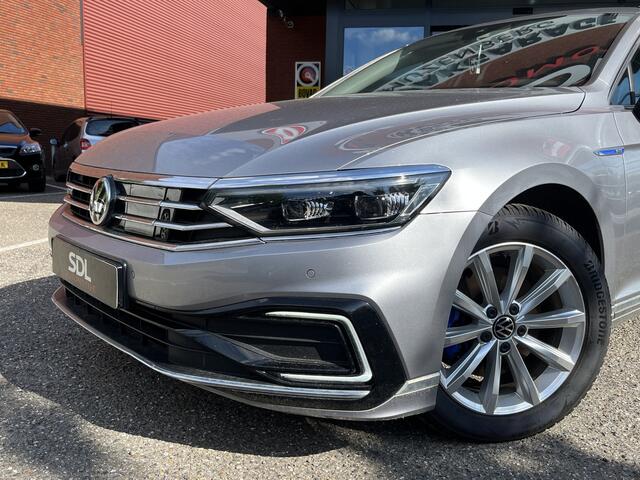Volkswagen PASSAT Variant 1.4 TSI PHEV GTE Business // ERGO COMFORT // NAVI // CAMERA // CLIMA // ADAPTIVE CRUISE // ELEK. ACHTERKLEP //