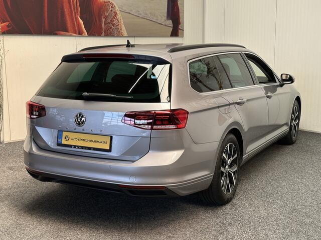 Volkswagen PASSAT VARIANT 1.5 TSI COMFORT BUSINESS NAVIGATIE ADAPTIVE CRUISE CONTROL STOELVERWARMING BLUETOOTH TELEFOON MEDIA VOORBEREIDING RIJSTROOKSENSOREN PDC 3010
