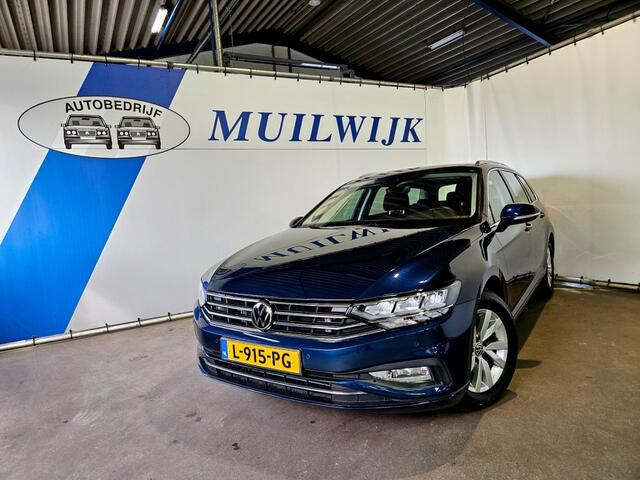 Volkswagen PASSAT Variant 1.5 TSI Business / Trekhaak / Camera / NL Auto