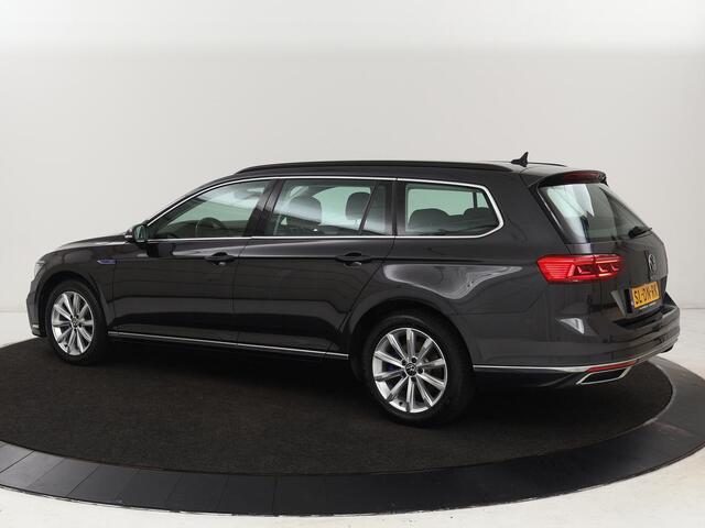 Volkswagen PASSAT 1.4 TSI PHEV GTE | Adaptive cruise | Camera | Matrix LED | Carplay | Navigatie | Climate control | Parkeerhulp | DAB