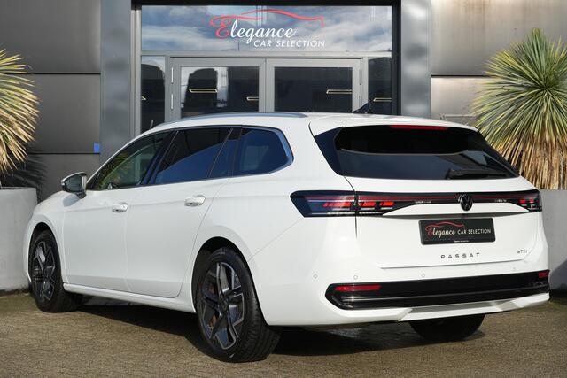 Volkswagen PASSAT Variant 1.5 eTSI Elegance Business 150pk Panoramadak/Stoelverwarming/360Camera
