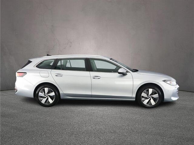 Volkswagen PASSAT Variant Business 1.5 eTSI 150pk DSG Automaat Trekhaak, Adaptive cruise control, Achteruitrijcamera, Navigatie, Parkeersensoren, App connect, LED koplampen