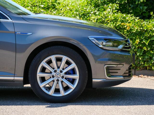 Volkswagen PASSAT 1.4 TSI GTE Highline | NAVIGATIE | CRUISE CONTROL |