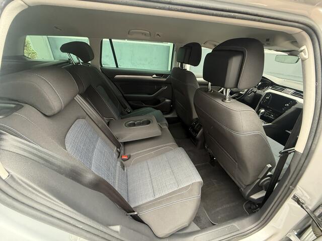Volkswagen PASSAT Variant 1.4 TSI PHEV GTE Business 218 pk trekhaak 1600kg Bj 2020 Dealer onderhouden !!