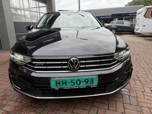 Volkswagen PASSAT Variant 1.4 TSI PHEV GTE Business Navigatie Apple Carplay/Android Auto Camera Parkeersensoren Stoelverwarming Virtual Cockpit Climate Control