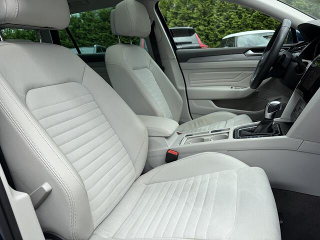 Volkswagen PASSAT Variant GTE Aut., Pano | Trekhaak | HUD | Massage