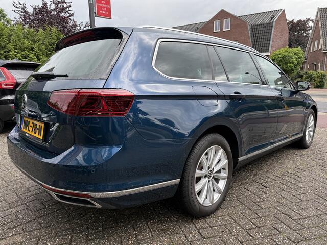 Volkswagen PASSAT Variant GTE Aut., Pano | Trekhaak | HUD | Massage