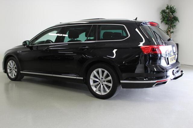 Volkswagen PASSAT Variant 1.4 TSI PHEV GTE Business | PANO | TREKHAAK | STOEL-VERW | KEYLESS | CARPLAY | 17'LMV | ACC | E-KLEP |