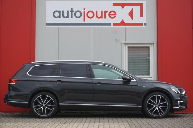 Volkswagen PASSAT Variant 1.4 TSI GTE | Origineel NL | RIJKLAAR | Trekhaak | Cruise Control | Navigatie |