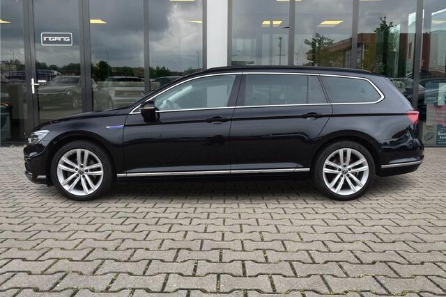 Volkswagen PASSAT Variant 1.4 TSI PHEV GTE Business | Matrix | Trekhaak | Camera |