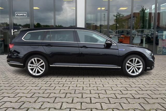 Volkswagen PASSAT Variant 1.4 TSI PHEV GTE Business | Matrix | Trekhaak | Camera |