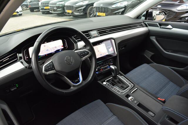 Volkswagen PASSAT Variant 1.4 TSI PHEV GTE Business | Matrix | Trekhaak | Camera |