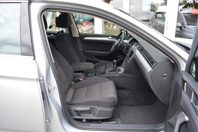 Volkswagen PASSAT Variant 1.4 126 PK TSI Comfortline Executive | PDC | Navi | Clima | Orig. NL | NAP |