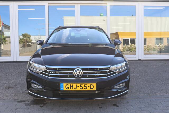 Volkswagen PASSAT Variant 1.5 TSI R-Line Business, Cruise Control, Automaat, Apple Carplay, Climate Control, PDC V+A, Navigatie, Prijs Is Rijklaar Inclusief 6 Maanden Garantie