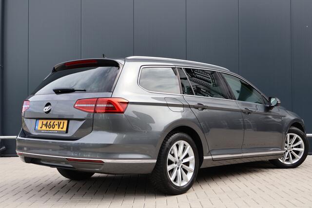 Volkswagen PASSAT Variant 2.0 TDI Highline 150pk | Active Info Display | Camera | Leer / Alcantara | Apple Carplay / Android Auto | Stoelverwarming | Trekhaak