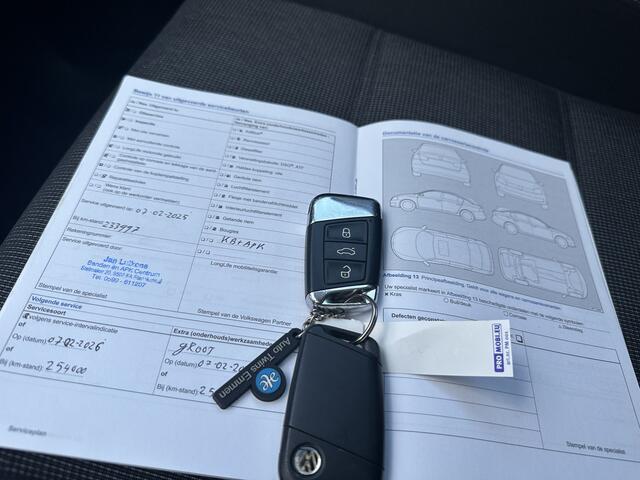 Volkswagen PASSAT Variant 1.4 TSI ACT Comfortline | Nieuw Binnen | Navigatie | Trekhaak | APK 29-03-2026 |